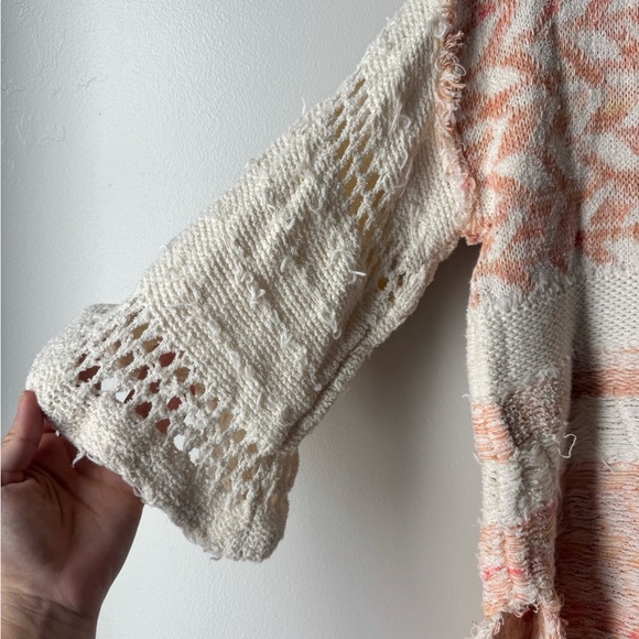 Free People Boho Poncho Sweater Peach Ivory Raw Hem Coastal Knit Cottagecore - Picture 2 of 7